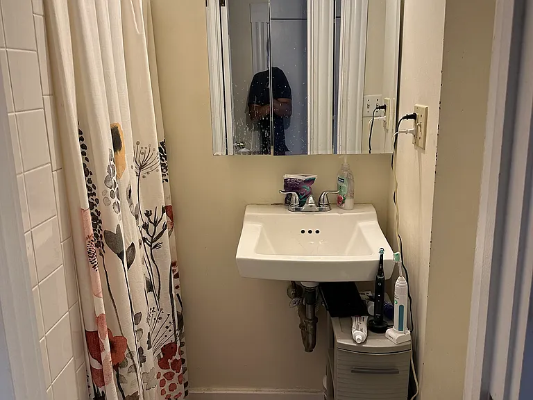 15-17 Etna St #15 — Photo 13