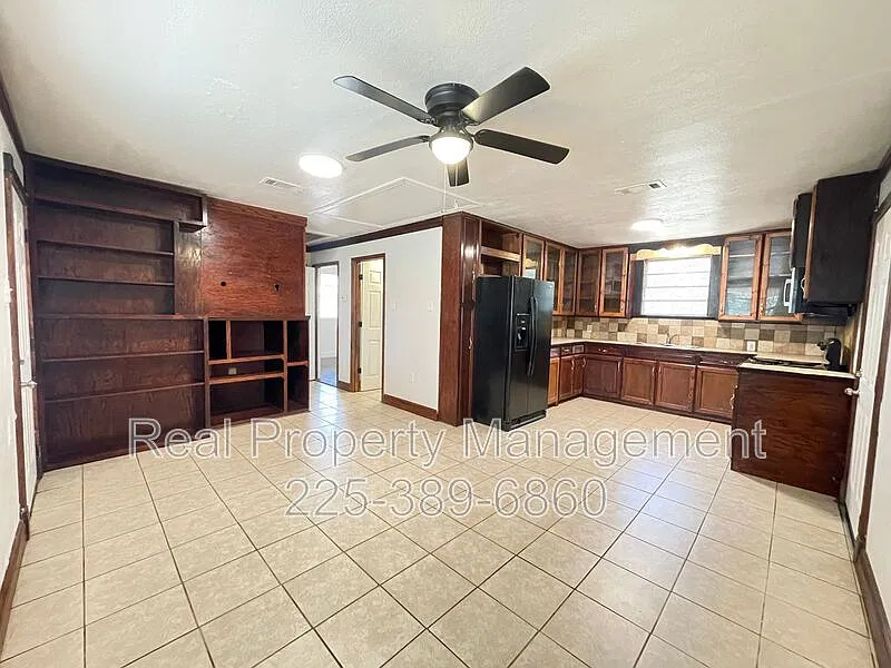2 bed, 1.0 bath, 840 sqft, $1,200 — Photo 4