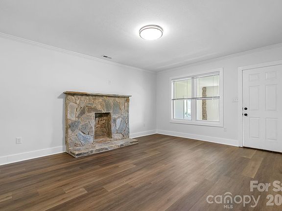 5th image of 65 McDowell St