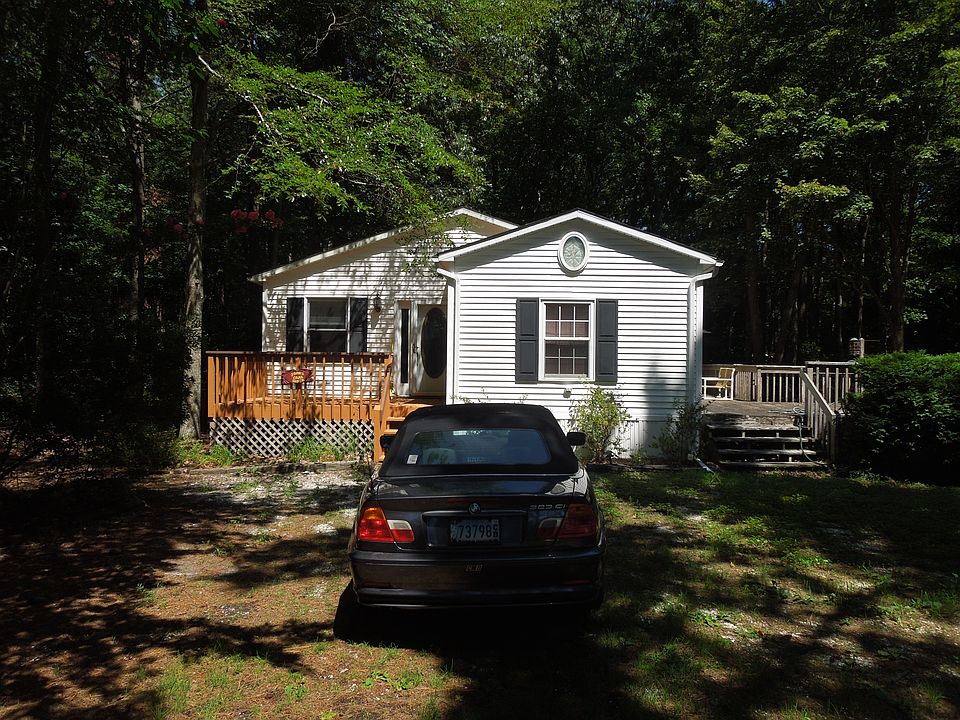 2nd image of 12327 Sinepuxent Rd