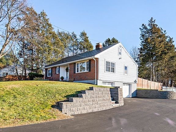 2nd image of 12 Westview Dr