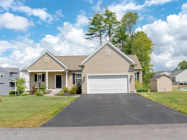 2 Winterberry Lane, Moreau, NY 12828