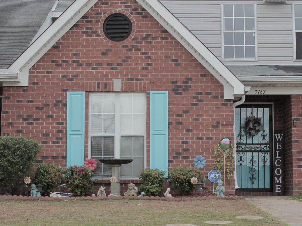 1st image of 3767 Iron Horse Dr
