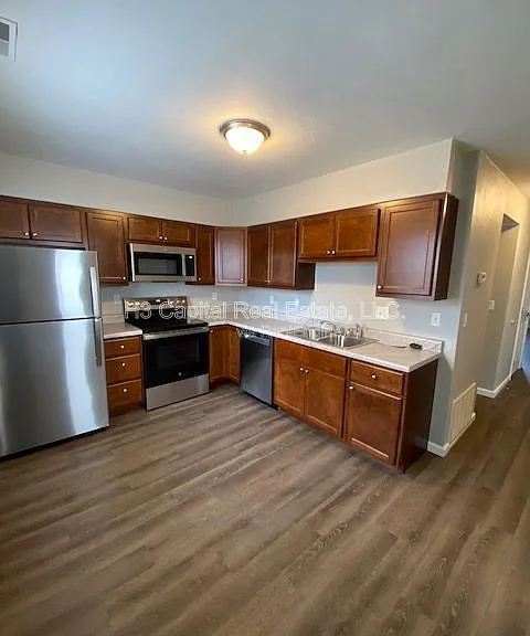 108 Sunnyside St #A — Photo 12