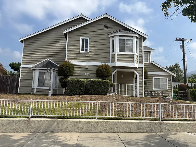 615 E Colorado Blvd #B — Photo 45