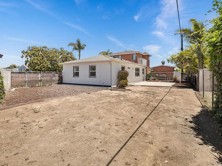 620 Minot Ave — Photo 34