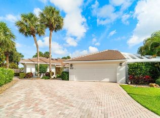 20531 Linksview Dr, Boca Raton, FL 33434