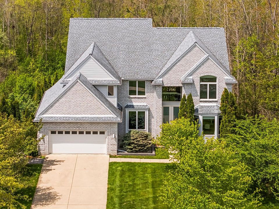 1st image of 3734 Arcadia Dr