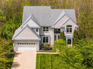 3734 Arcadia Dr, Ann Arbor, MI 48108