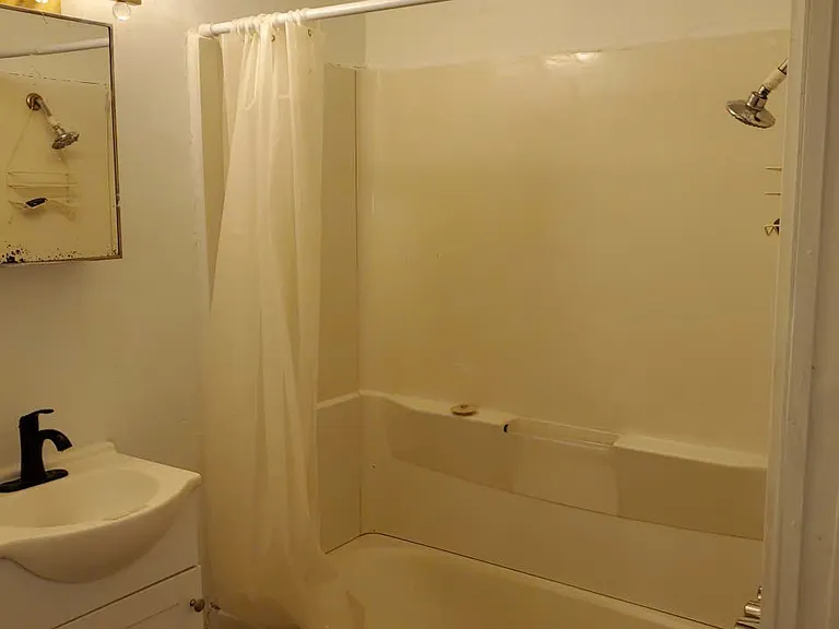 199 Oak Dr #2 — Photo 6