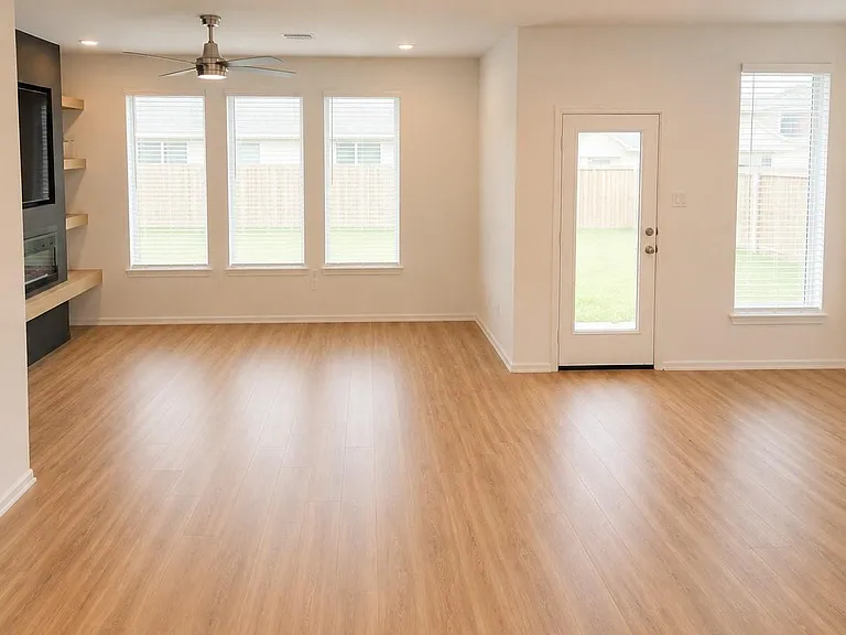 19118 Pegara Manor Dr — Photo 3