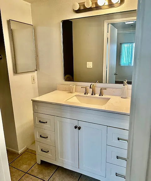 8847 Willis Ave — Photo 11
