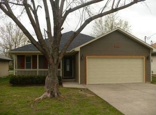 739 N Homewood Ave, Springfield, MO 65803
