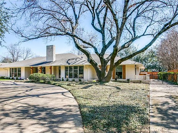 3rd image of 13544 Sprucewood Dr