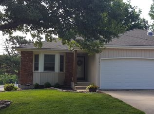 12301 W 105th Ter, Overland Park, KS 66215