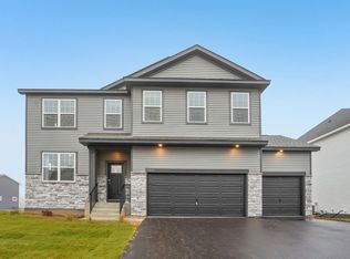 17234 Dimension Ave, Lakeville, MN 55044