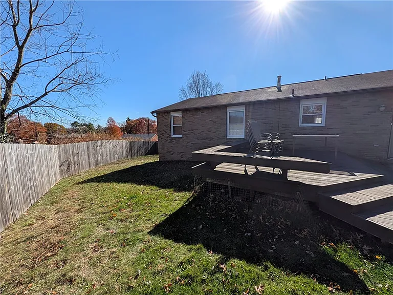 104 Teton Dr — Photo 38