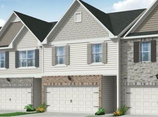 11693 Mendenhall Ct, Hampton, GA 30228