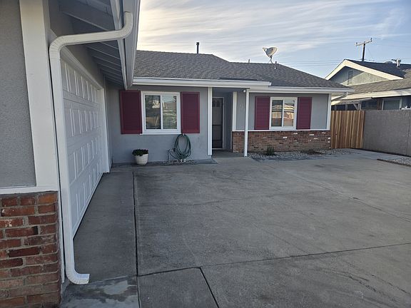 3rd image of 12821 Wild Goose St