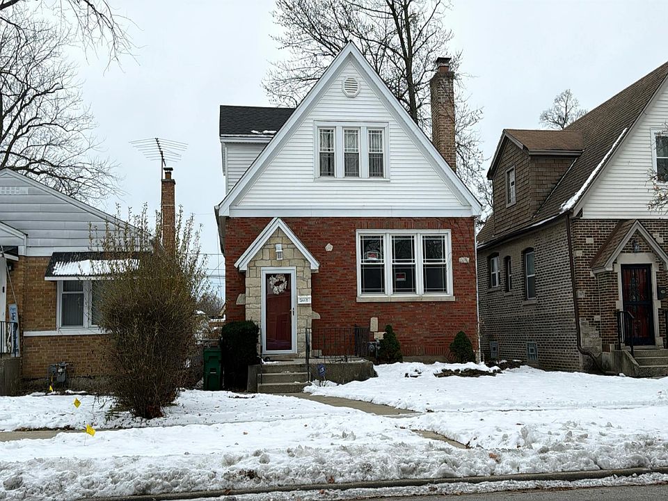 1st image of 2003 S 18th Ave
