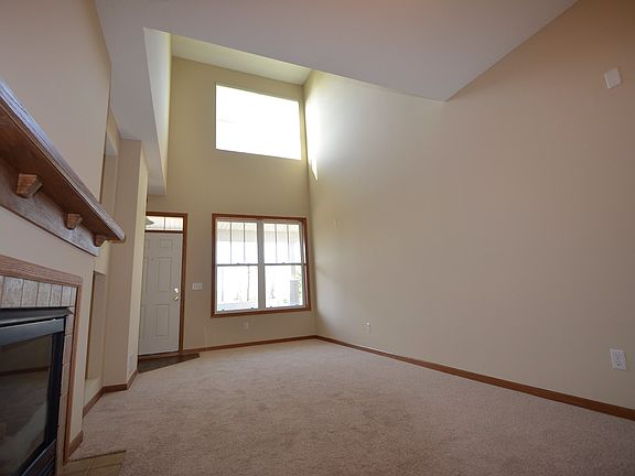 2nd image of 9629 Linden Ln N
