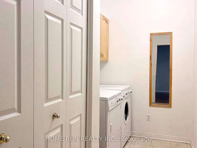 302 Wisteria Cres — Photo 19