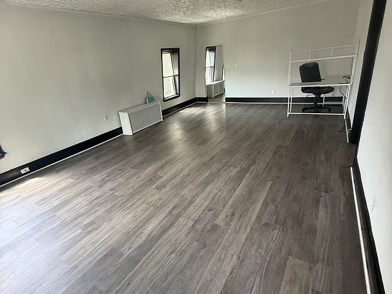 70 Rowan St #3 — Photo 2