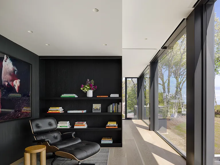 32 Hedges Banks Dr — Photo 4