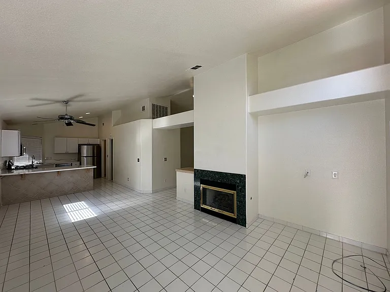 7872 Mount Whitney Cir — Photo 5
