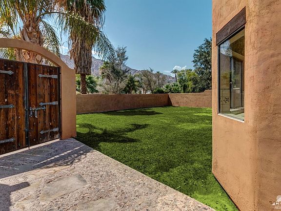 4th image of 51060 Avenida Herrera