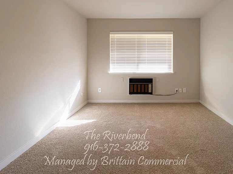 Riverbend Apartments — Photo 45