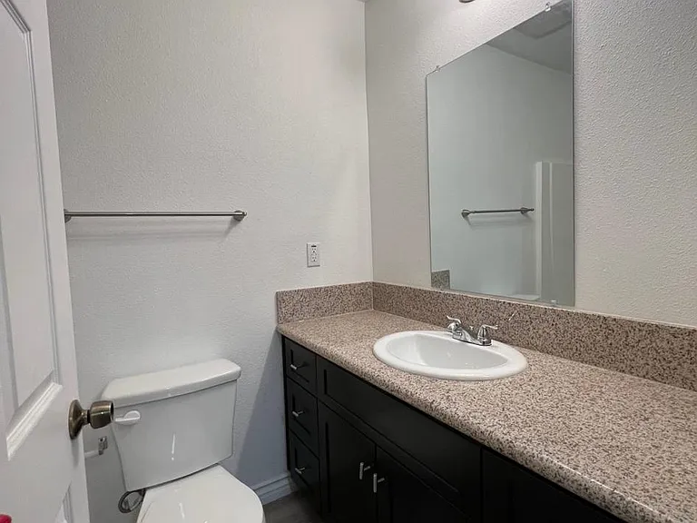 1124 N Flint Ave #A — Photo 11