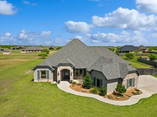 118 SW Elk Creek Loop, Cache, OK 73527