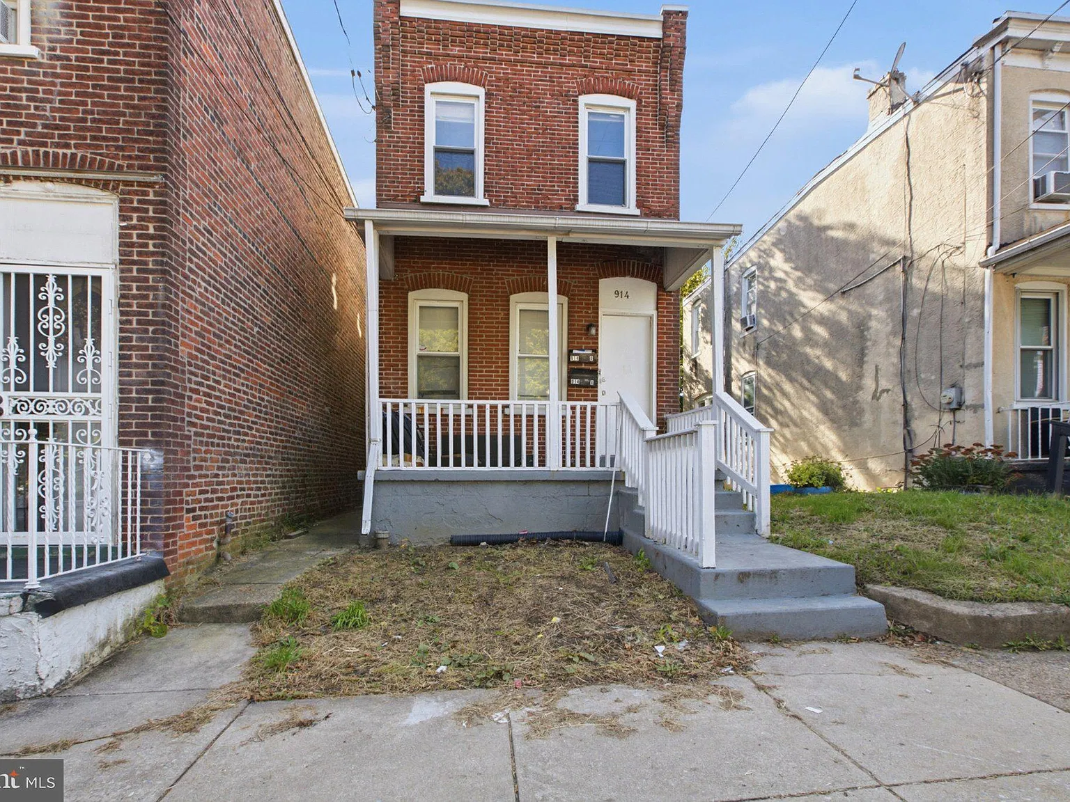 2 bed, 1.0 bath, 1200 sqft, $1,150 — Photo 2