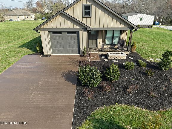3rd image of 1021 Pleasant Grove Rd