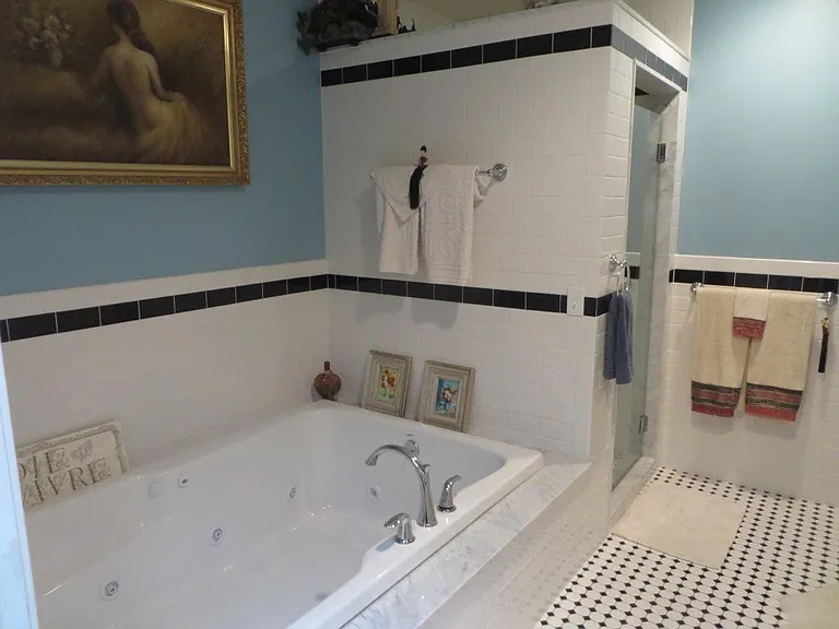 16 Washington St #302 — Photo 4