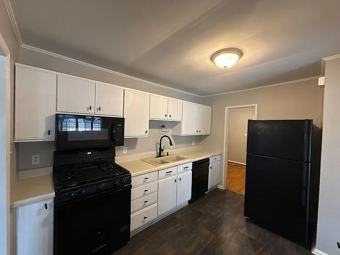 4738 Gilmore Dr — Photo 8