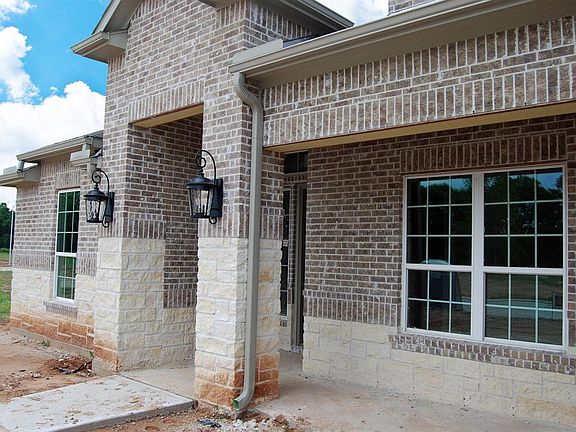2nd image of 3218 Whispering Pecans Dr