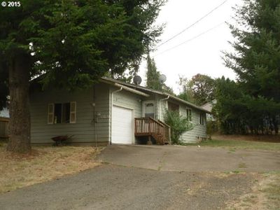 823 SW Barber Ave, Willamina, OR, 97396