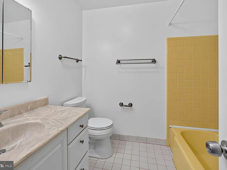6035 Chatsworth Ln — Photo 27
