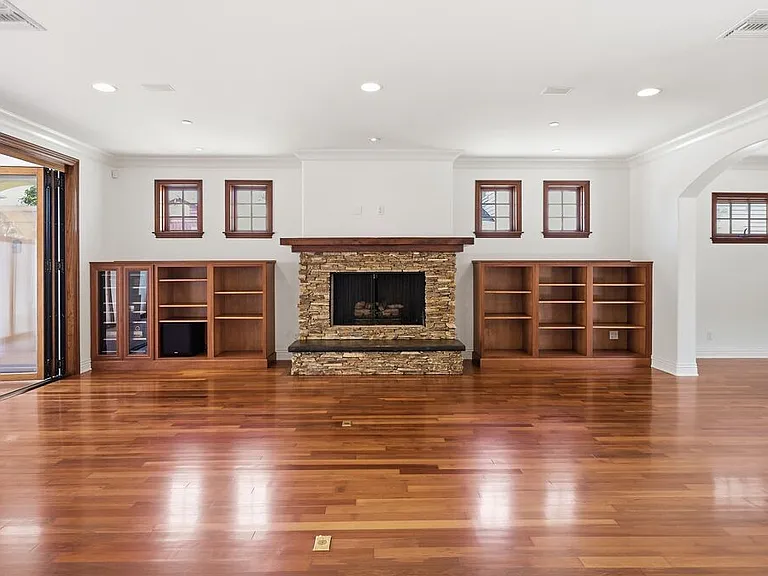 4129 Wade St — Photo 11