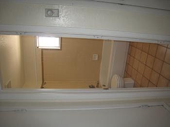 Building Photo 4