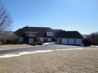 1298 Windfield Dr, Williamsport, PA 17701