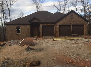 16 Ravenglass Ln, Bella Vista, AR 72714