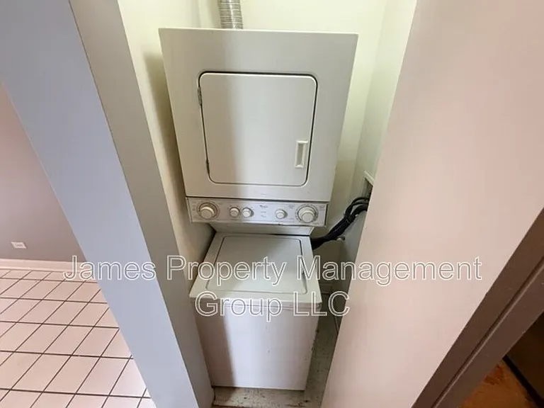 2213 W Washington Blvd #2F — Photo 6
