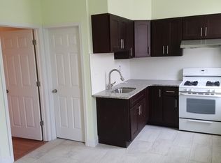 316 N 40th St #2F, Philadelphia, PA 19104