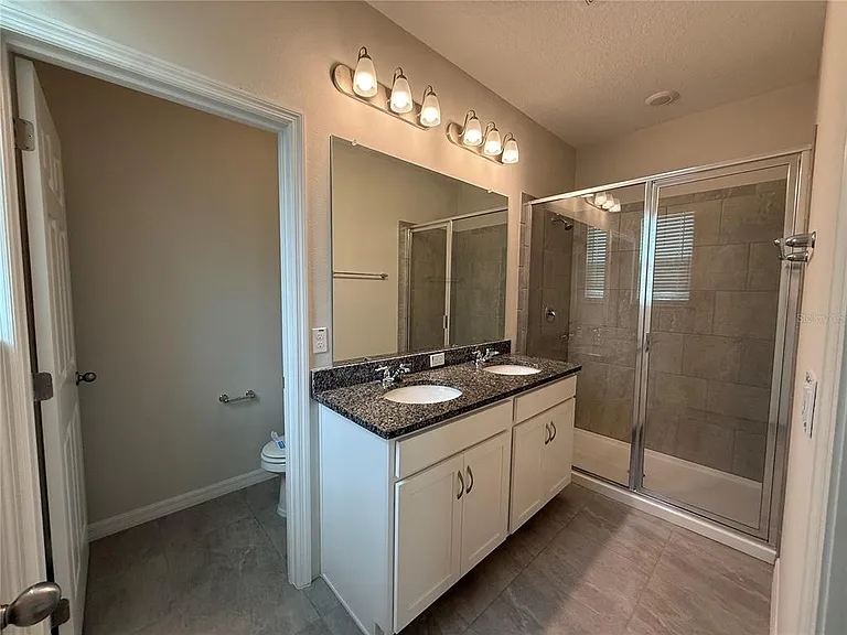 5072 Avalon Park Blvd — Photo 11