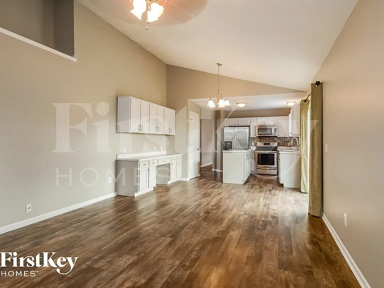 959 Hearthside Dr — Photo 8