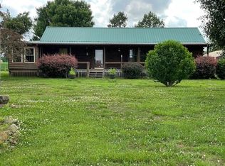 3525 Brady Ln, Hopkinsville, KY 42240