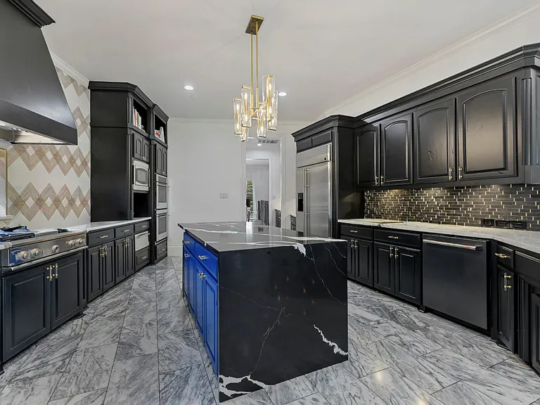 2871 Creekwood Ln — Photo 20
